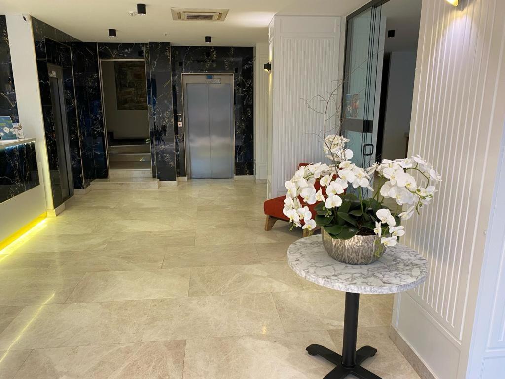 Nk Hotel Izmir Eksteriør billede